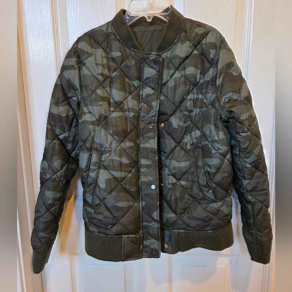 GAP Reversible Camo Utility Bomber Jacket Puffer Coat Quilted Army Green Small